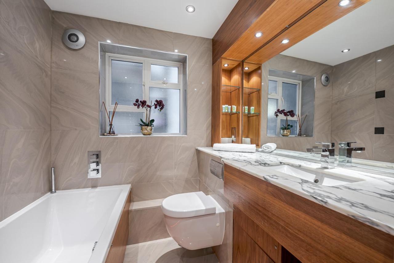 Elegant Ground Floor Apartment With Ac In Knightsbridge Steps Away From Harrods Londýn Exteriér fotografie