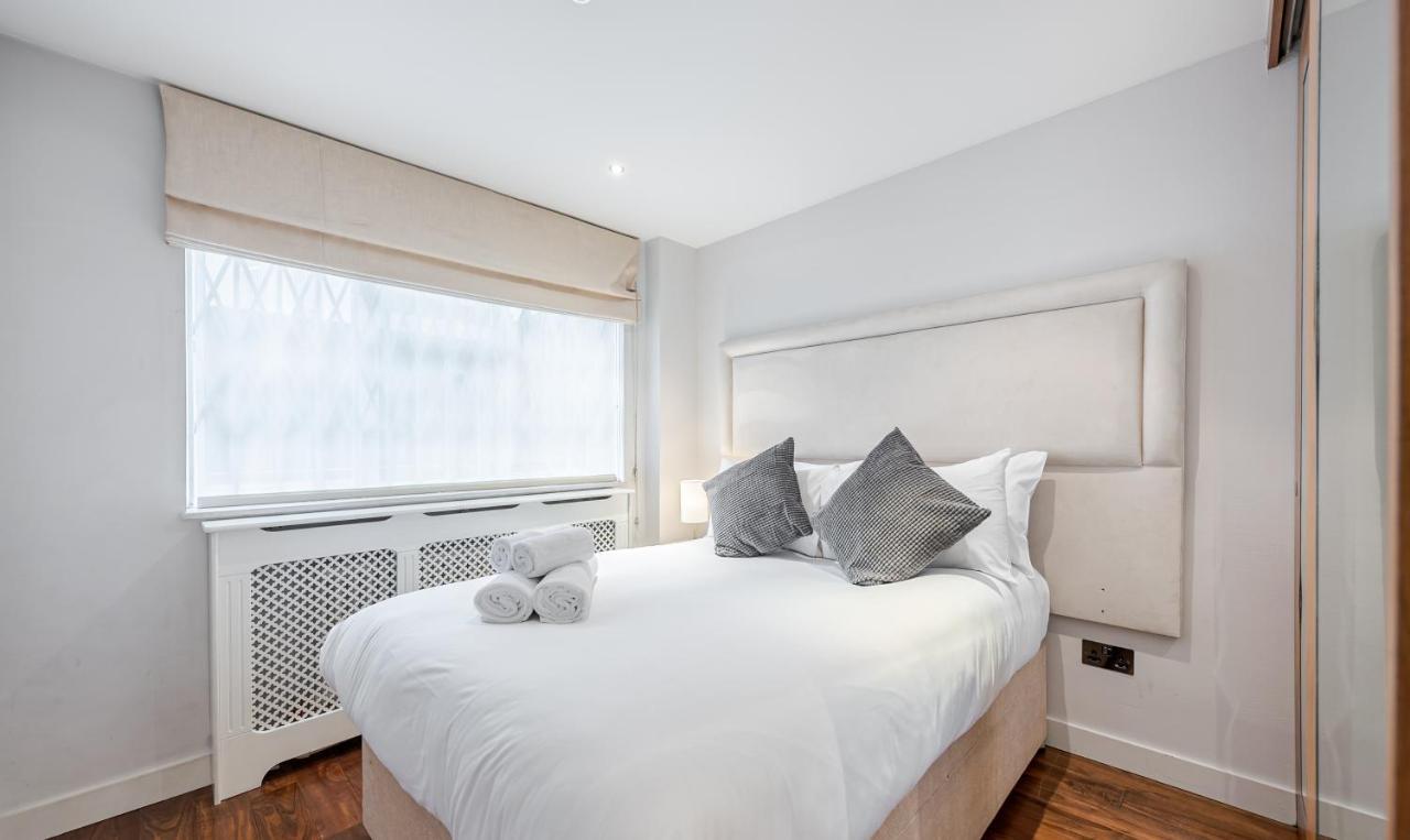 Elegant Ground Floor Apartment With Ac In Knightsbridge Steps Away From Harrods Londýn Exteriér fotografie